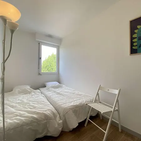 Apartment 4 Pieces/6 Couchages Proche - - Fr-1-245-210